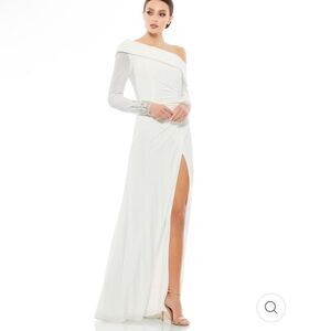 MAC DUGGAL BEADED CUFF DROP SHOULDER FAUX WRAP GOWN WHITE NWT (needs cleaning)